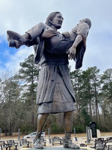 Wrapping Up: Columnist’s Trip Includes Unplanned Day In Carthage, Texas, And A Helping Hand